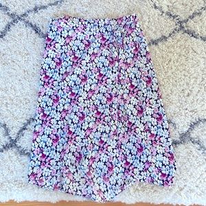 Beautiful floral midi skirt, tie at waist